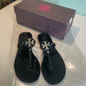 Tory Burch Mini Miller Flat Thong